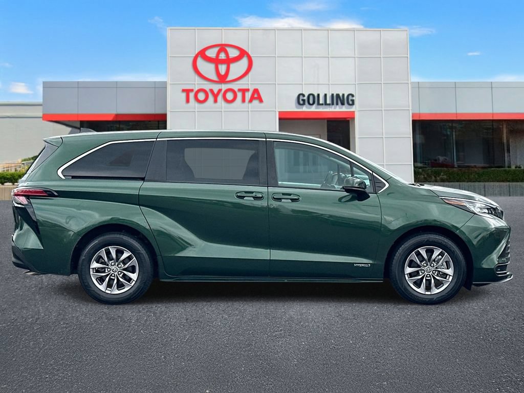 Used 2021 Toyota Sienna LE FWD image 6