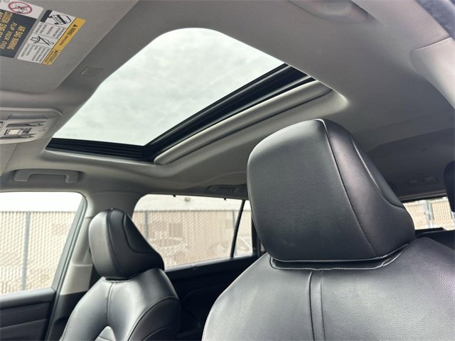 Used 2022 Toyota Highlander XLE image 17