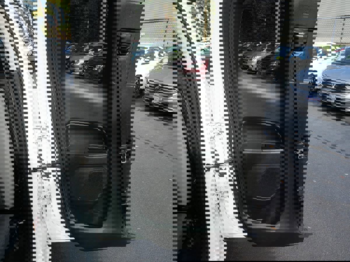 Used 2016 GMC Canyon W/T image 20