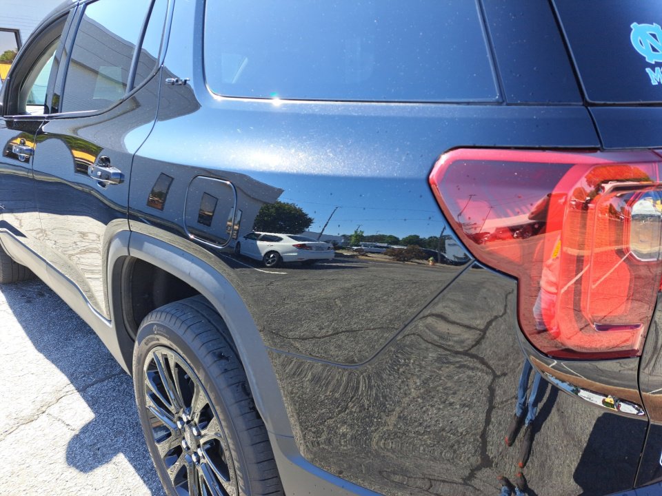 Certified 2023 GMC Acadia SLT w/ Elevation Edition FWD image 19