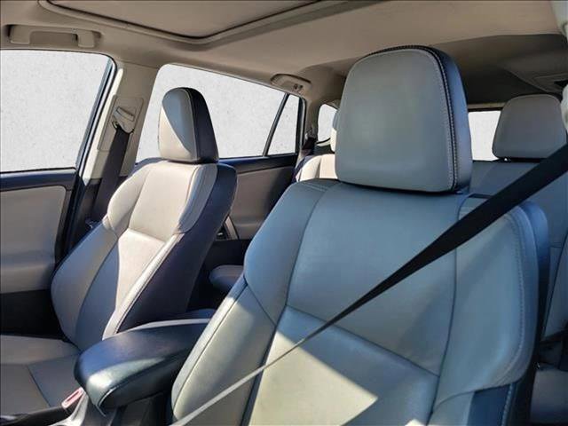 Used 2017 Toyota RAV4 Limited w/ Carpet Mat Package image 13