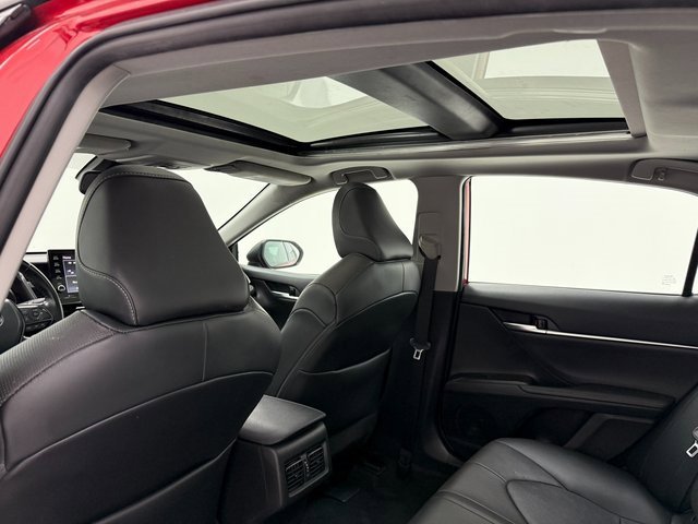 Used 2023 Toyota Camry XSE image 31