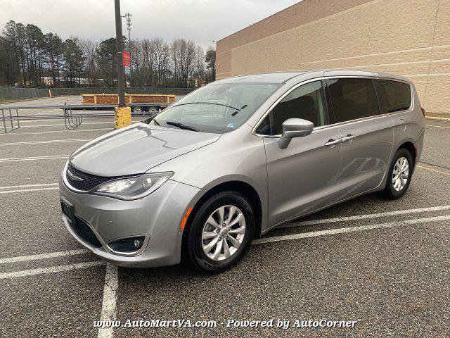 Used 2019 Chrysler Pacifica Touring Plus w/ Advanced Safetytec Group image 30