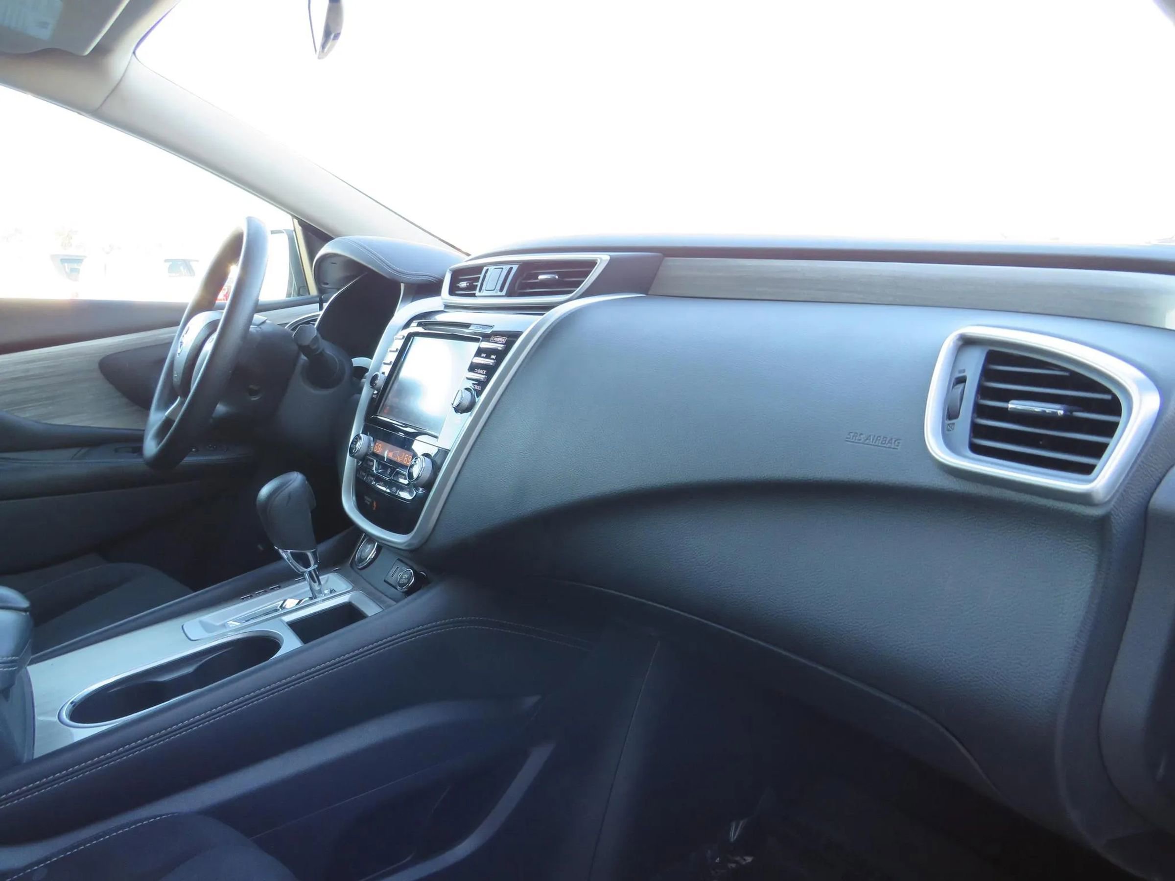 Used 2018 Nissan Murano S image 11