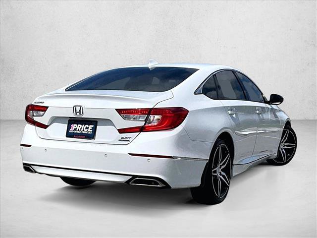 Used 2021 Honda Accord Touring image 2