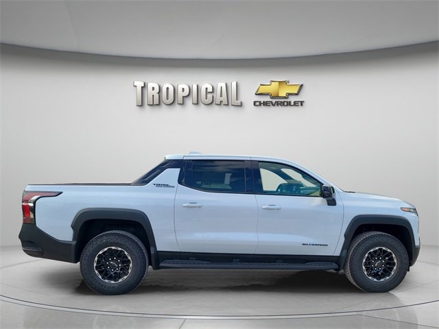 New 2026 Chevrolet Silverado EV Trail Boss image 6
