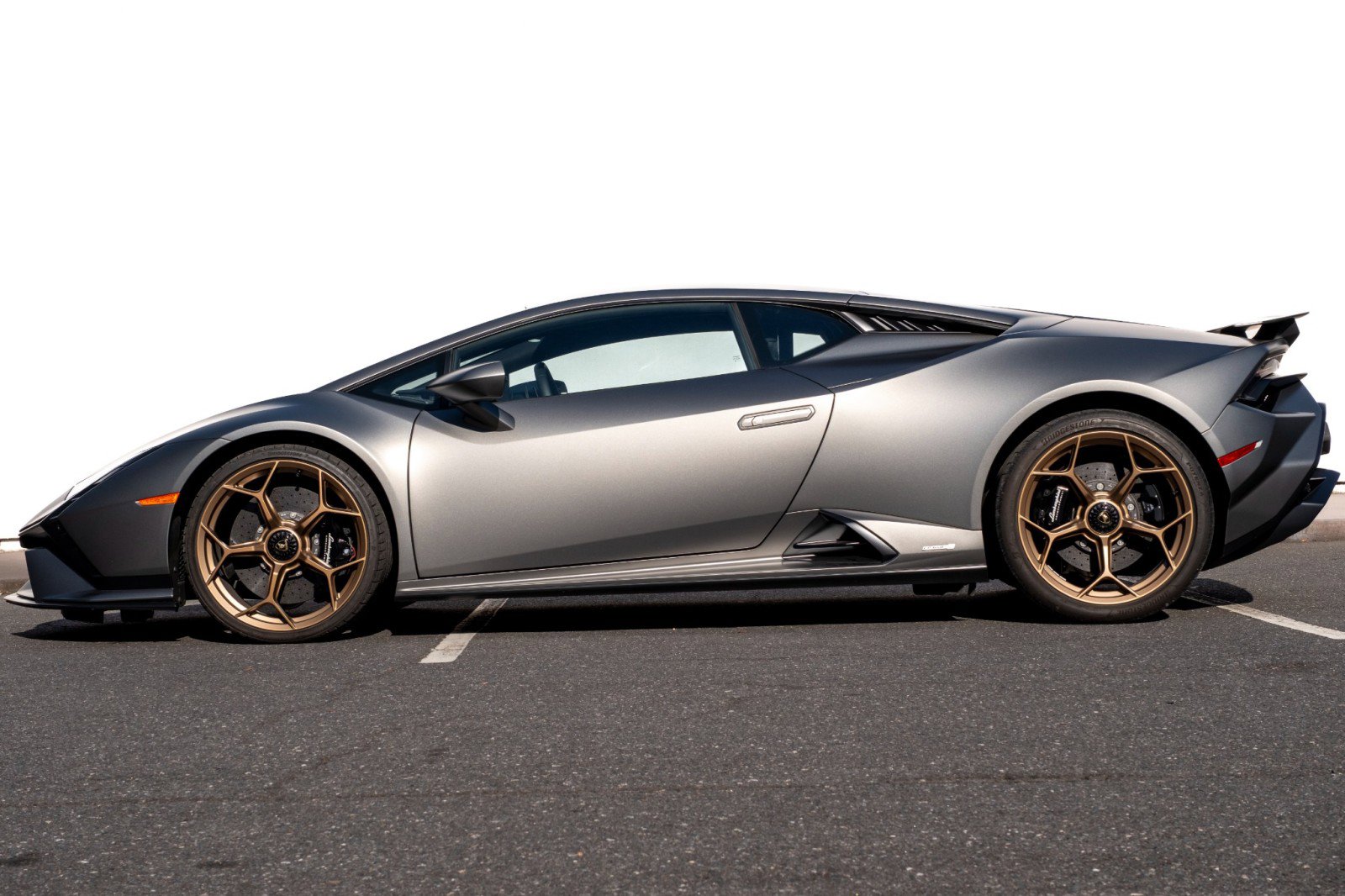 Used 2023 Lamborghini Huracan Tecnica image 7