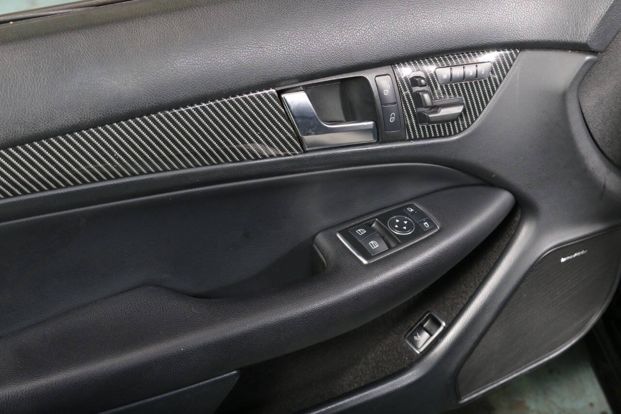 Used 2013 Mercedes-Benz C 63 AMG Coupe w/ Multimedia Pkg image 33