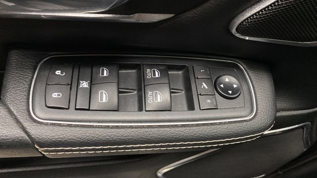 Used 2020 RAM 1500 Laramie AWD/4WD image 22