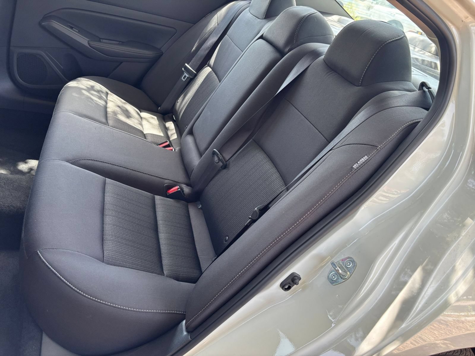 Used 2025 Nissan Altima 2.5 SV FWD image 39