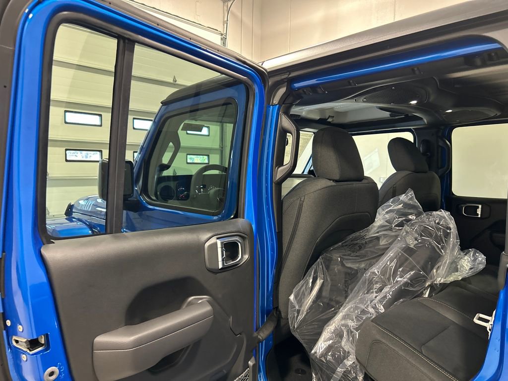 New 2026 Jeep Gladiator Willys image 29