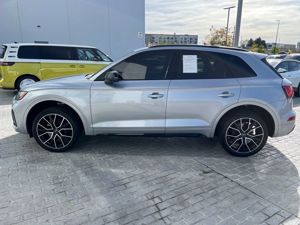 Used 2024 Audi SQ5 Premium Plus w/ Premium Plus Package image 2