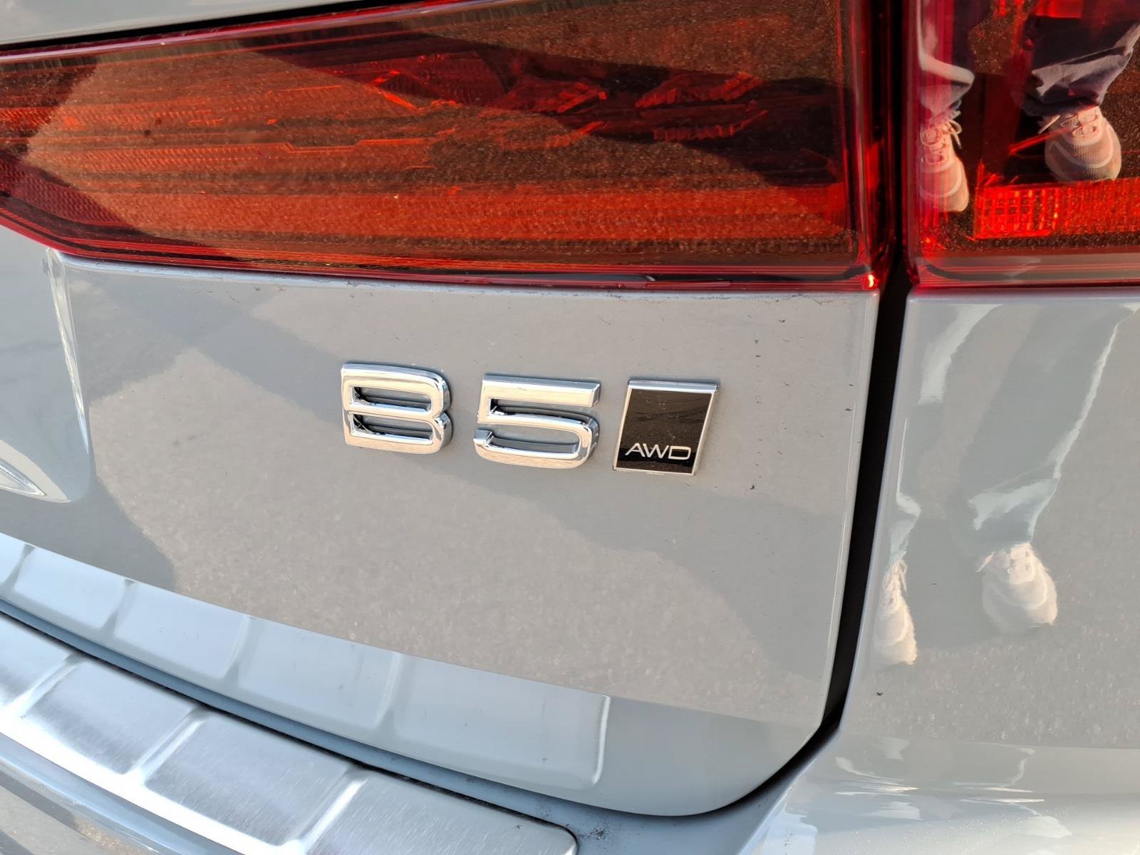 New 2026 Volvo XC60 B5 Plus w/ Protection Package Premier AWD/4WD image 7