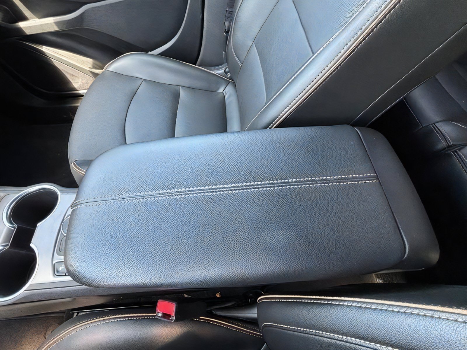 Used 2024 GMC Terrain AT4 AWD/4WD image 18