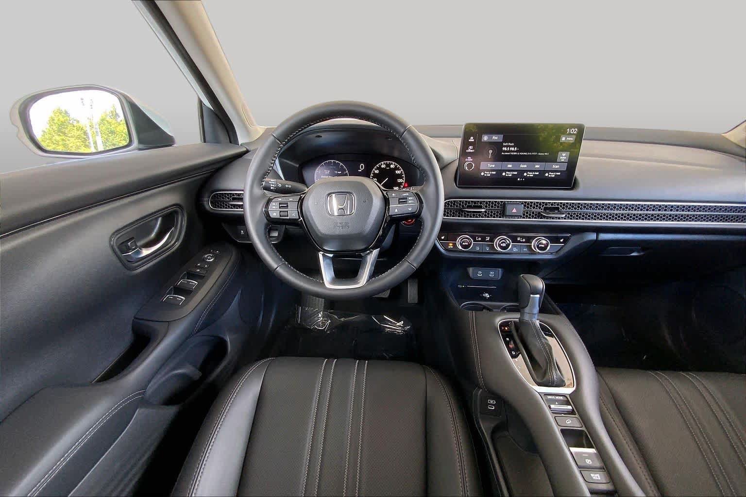 Used 2027 Honda HR-V EX-L image 6