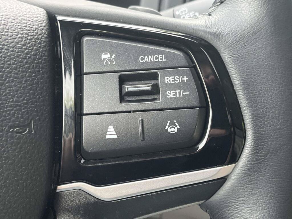 Used 2025 Honda Odyssey EX-L image 33