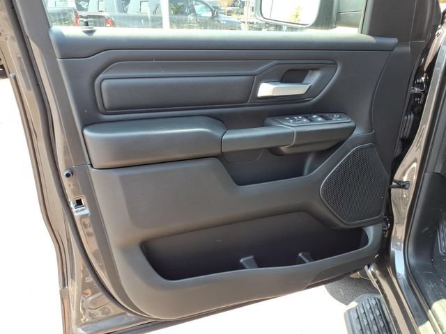 New 2026 RAM 1500 Express AWD/4WD image 16