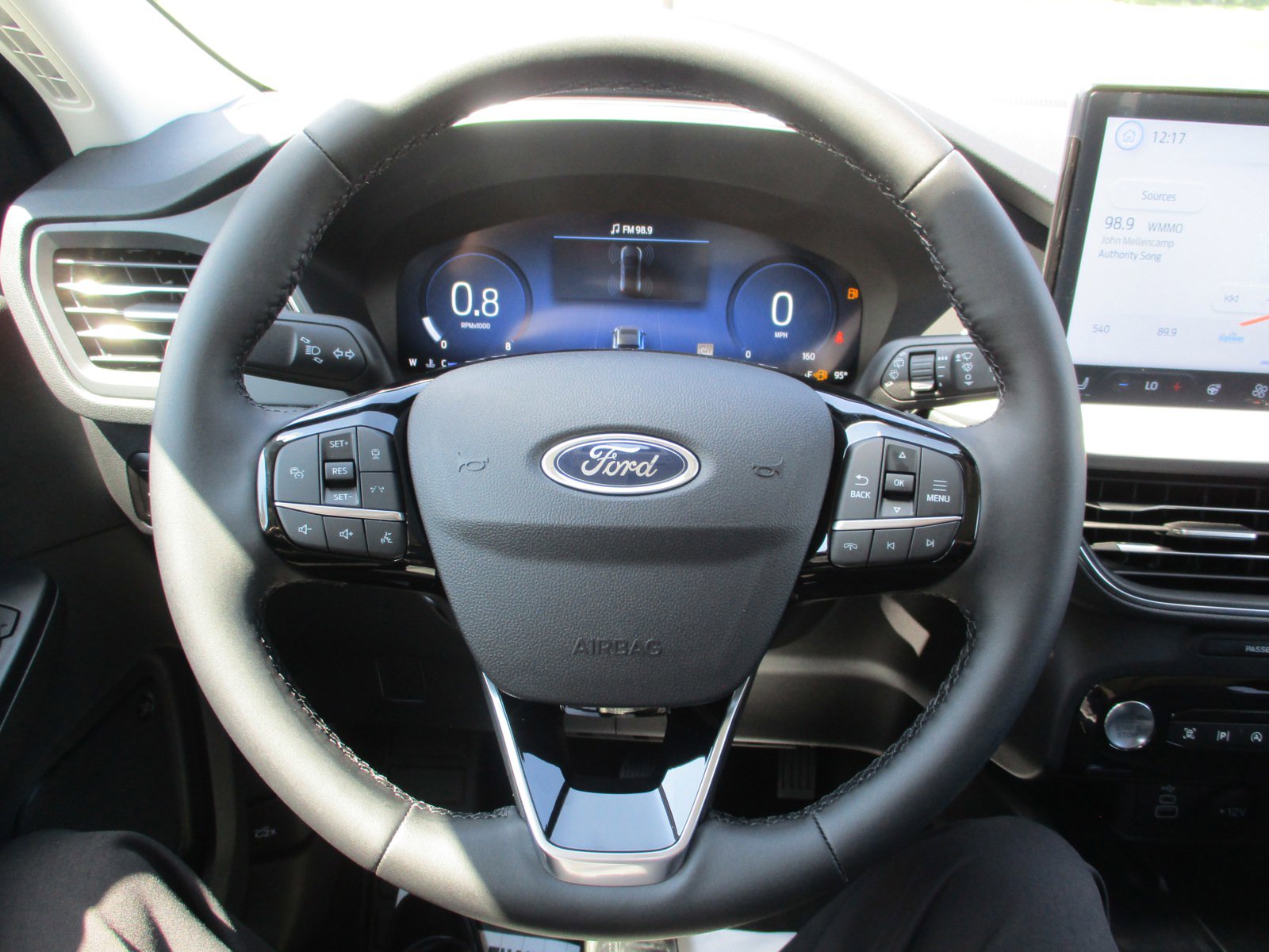 New 2024 Ford Escape Platinum w/ Premium Technology Package AWD/4WD image 14