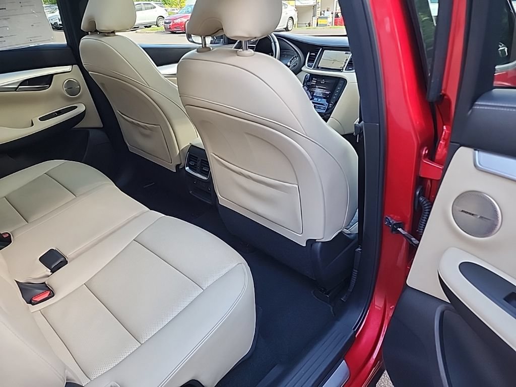 Used 2022 INFINITI QX50 Sensory AWD/4WD image 24
