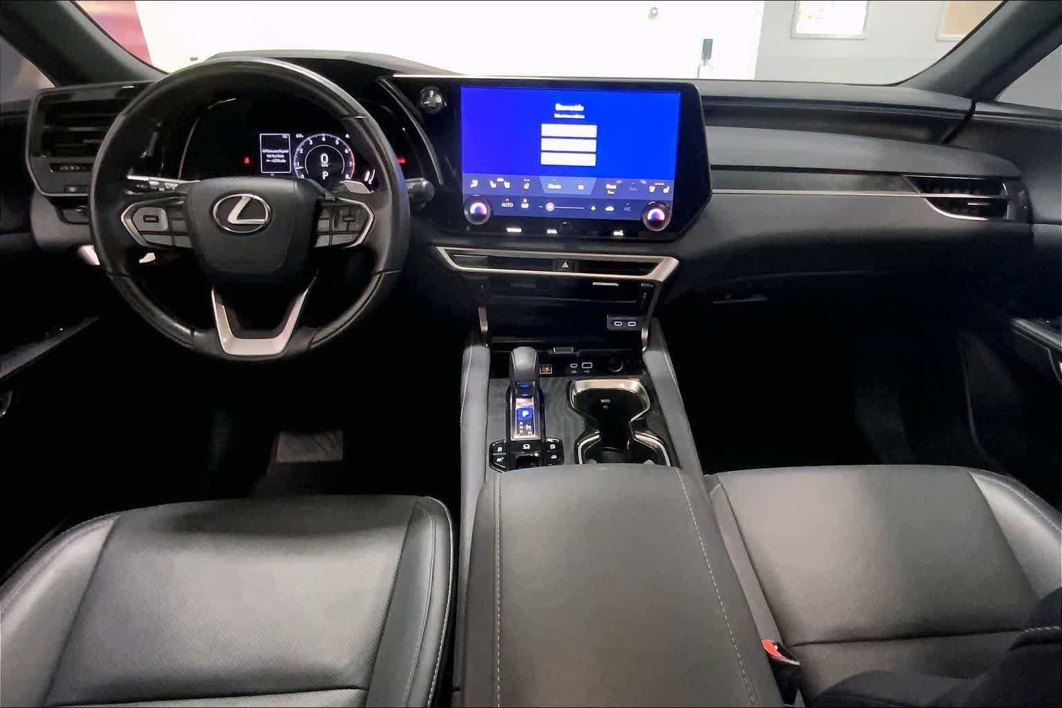 Used 2024 Lexus RX 350 Premium w/ Accessory Package (Z1) AWD/4WD image 8