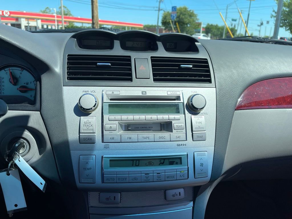 Used 2005 Toyota Solara SLE FWD image 11