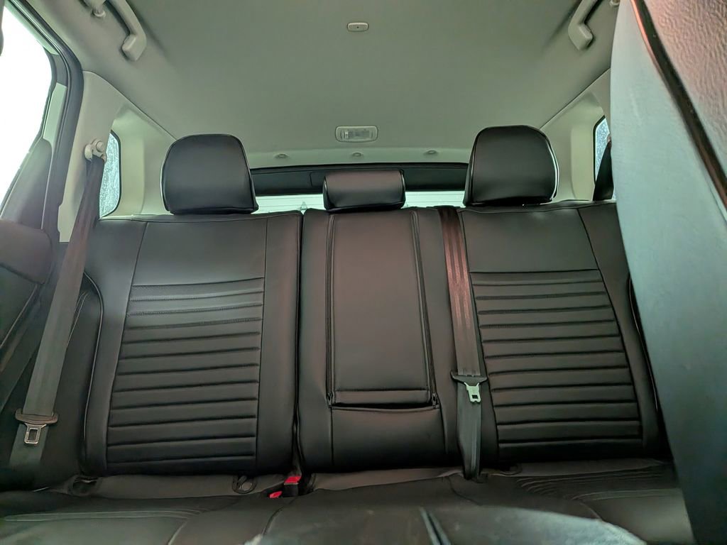 Used 2023 Nissan Rogue SV image 26