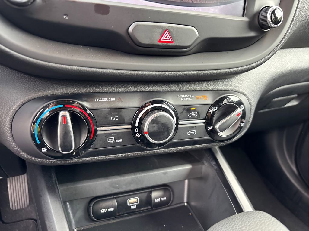 Certified 2023 Kia Soul LX w/ LX Technology Package image 27