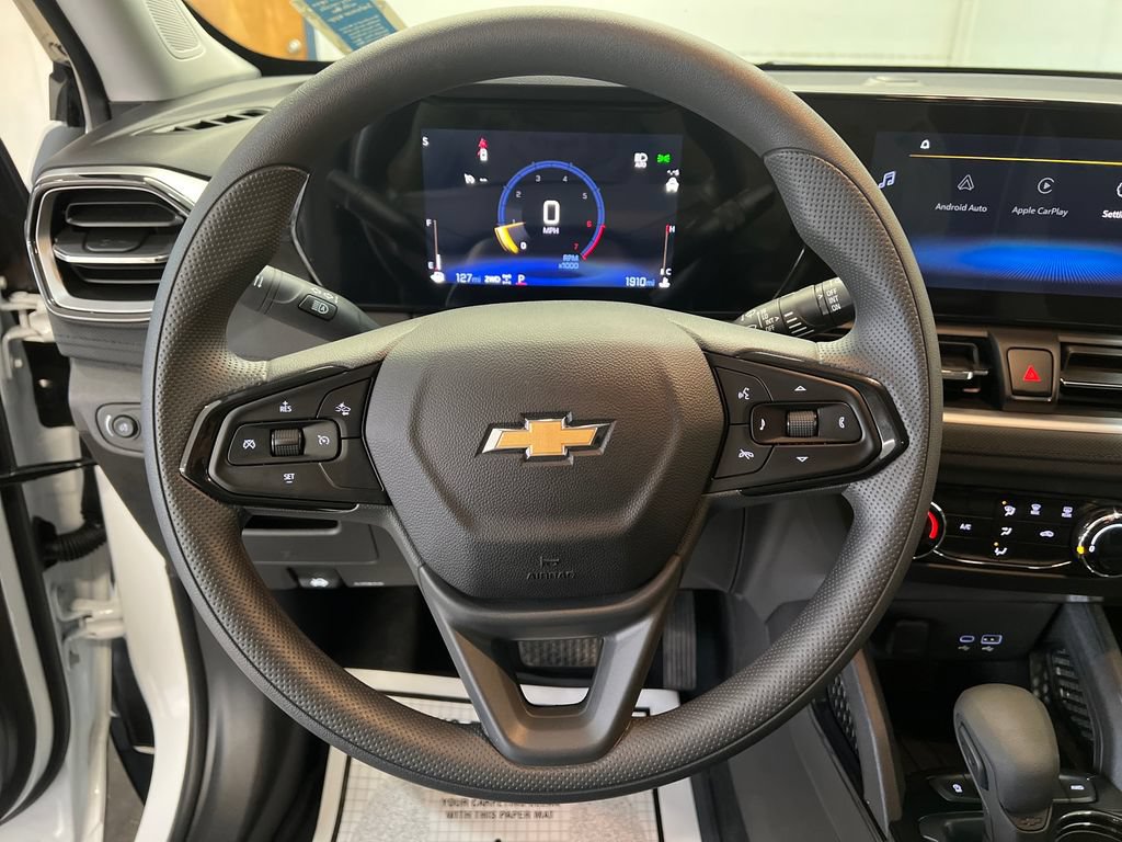 Used 2026 Chevrolet TrailBlazer LS w/ LS Convenience Package AWD/4WD image 22