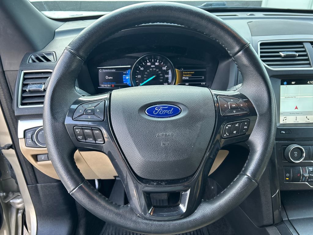 Used 2017 Ford Explorer XLT w/ Equipment Group 202A image 15
