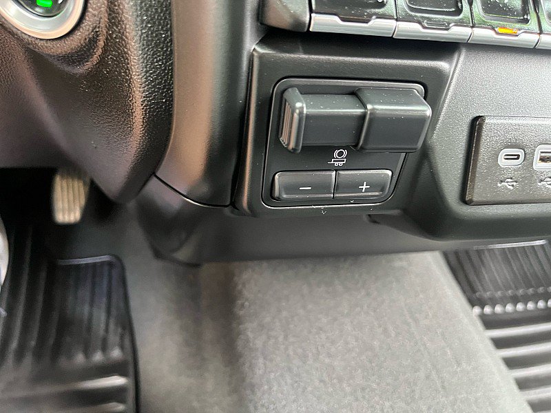 Used 2024 Chevrolet Silverado 1500 Custom AWD/4WD image 33