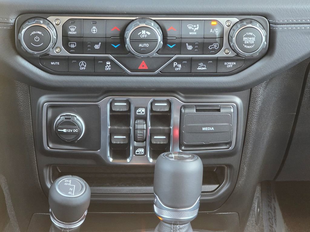 New 2026 Jeep Wrangler Sahara image 30