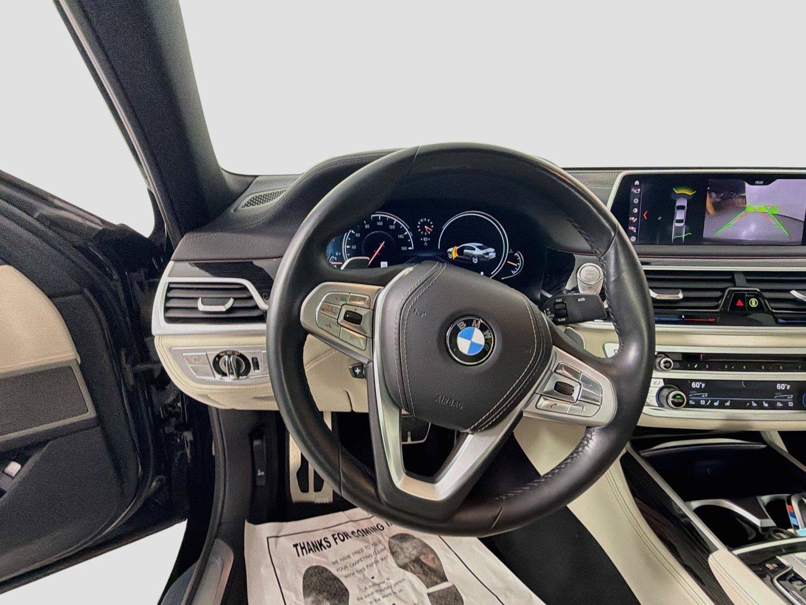 Used 2019 BMW 750i w/ M Sport Package RWD image 10