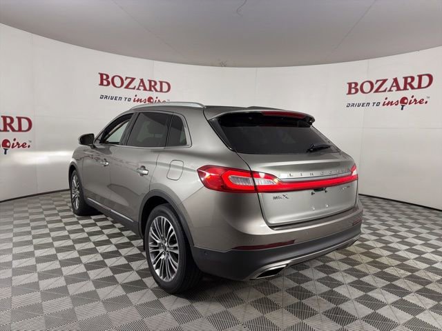 Used 2016 Lincoln MKX Reserve w/ Luxury Package FWD image 6
