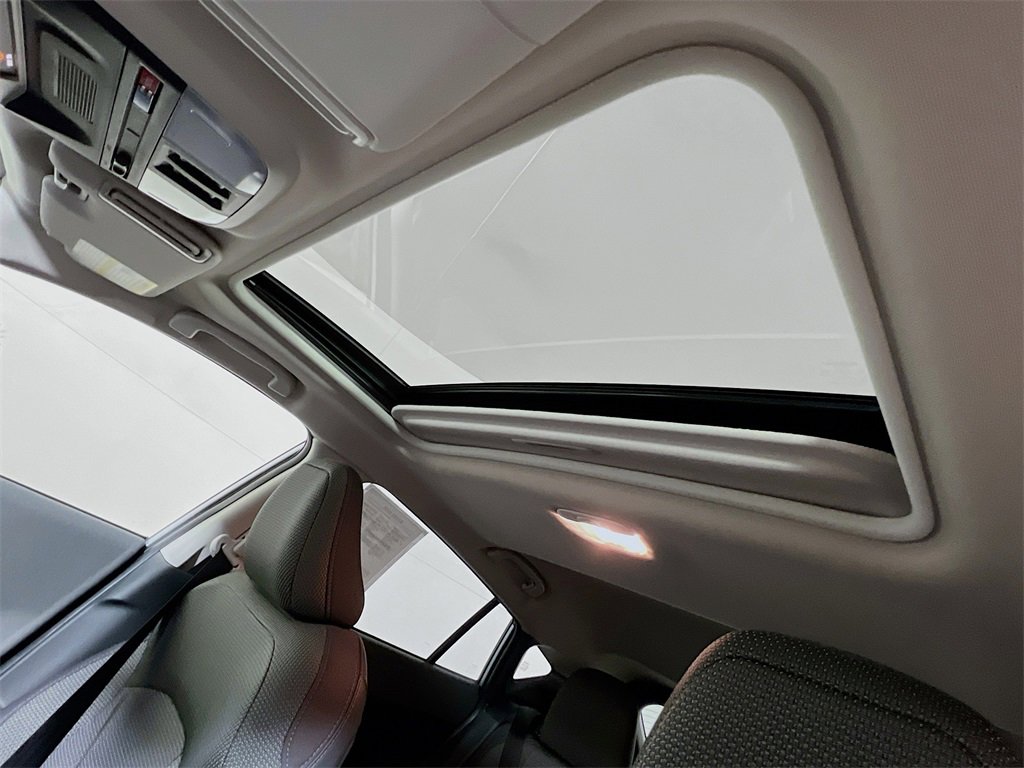 Used 2024 Subaru Crosstrek 2.0i Premium image 20