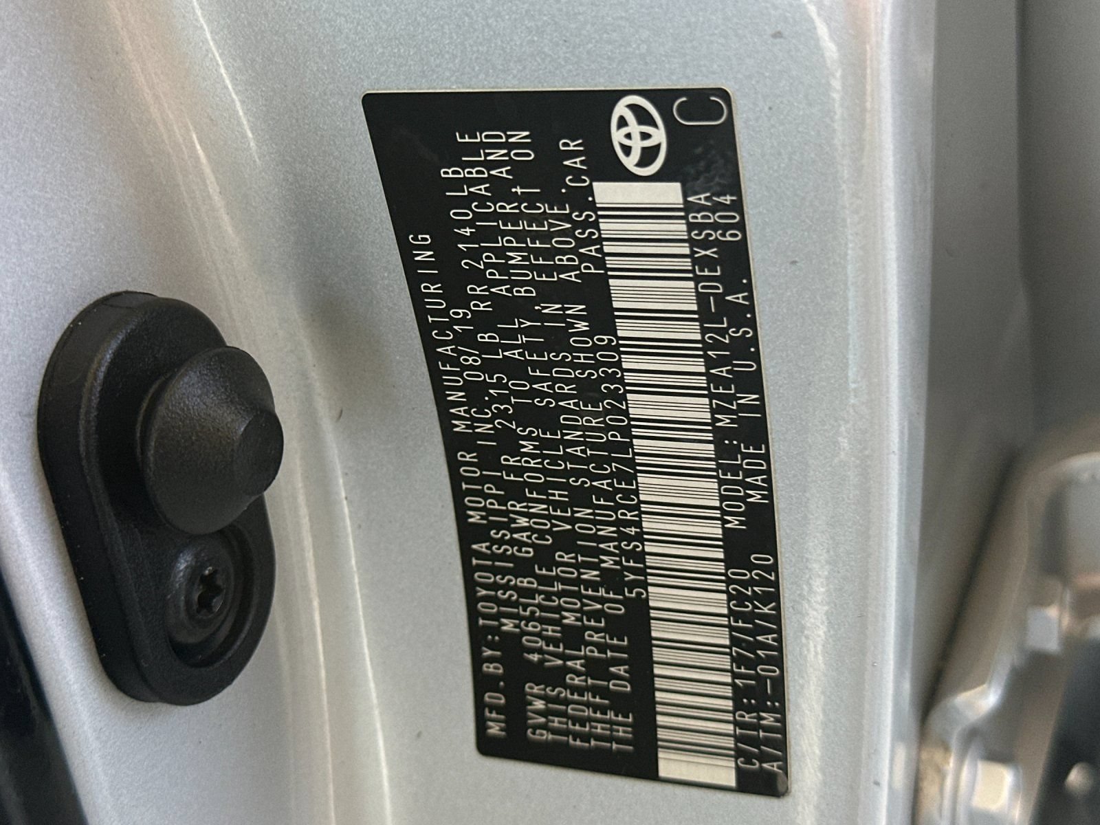 Used 2020 Toyota Corolla SE w/ Carpet Mat Package (TMS) FWD image 27