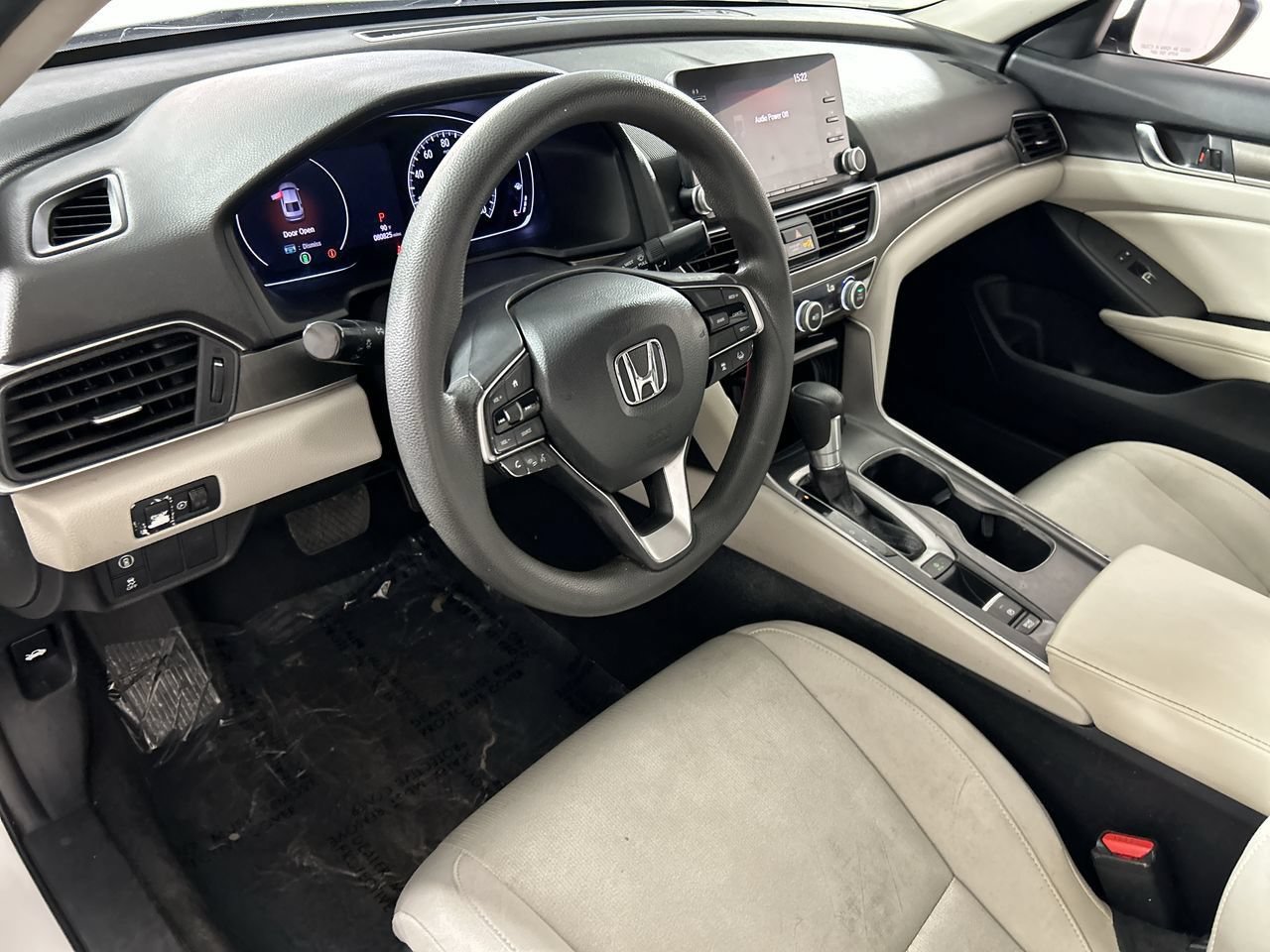 Used 2018 Honda Accord LX image 11