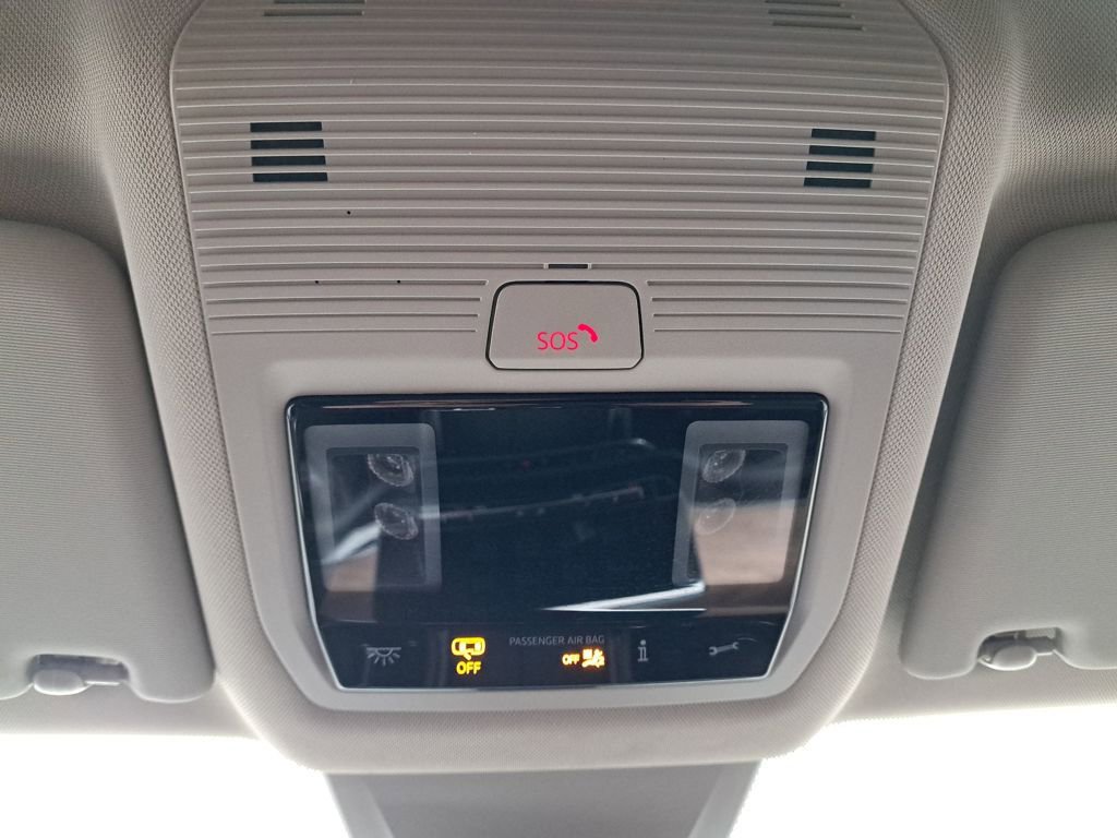 Used 2024 Volkswagen Atlas SE image 35