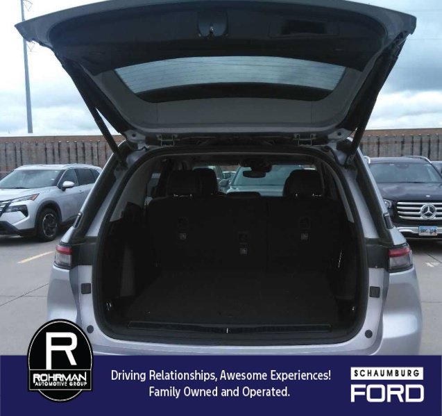 Used 2024 Jeep Grand Cherokee Limited 4xe AWD/4WD image 11