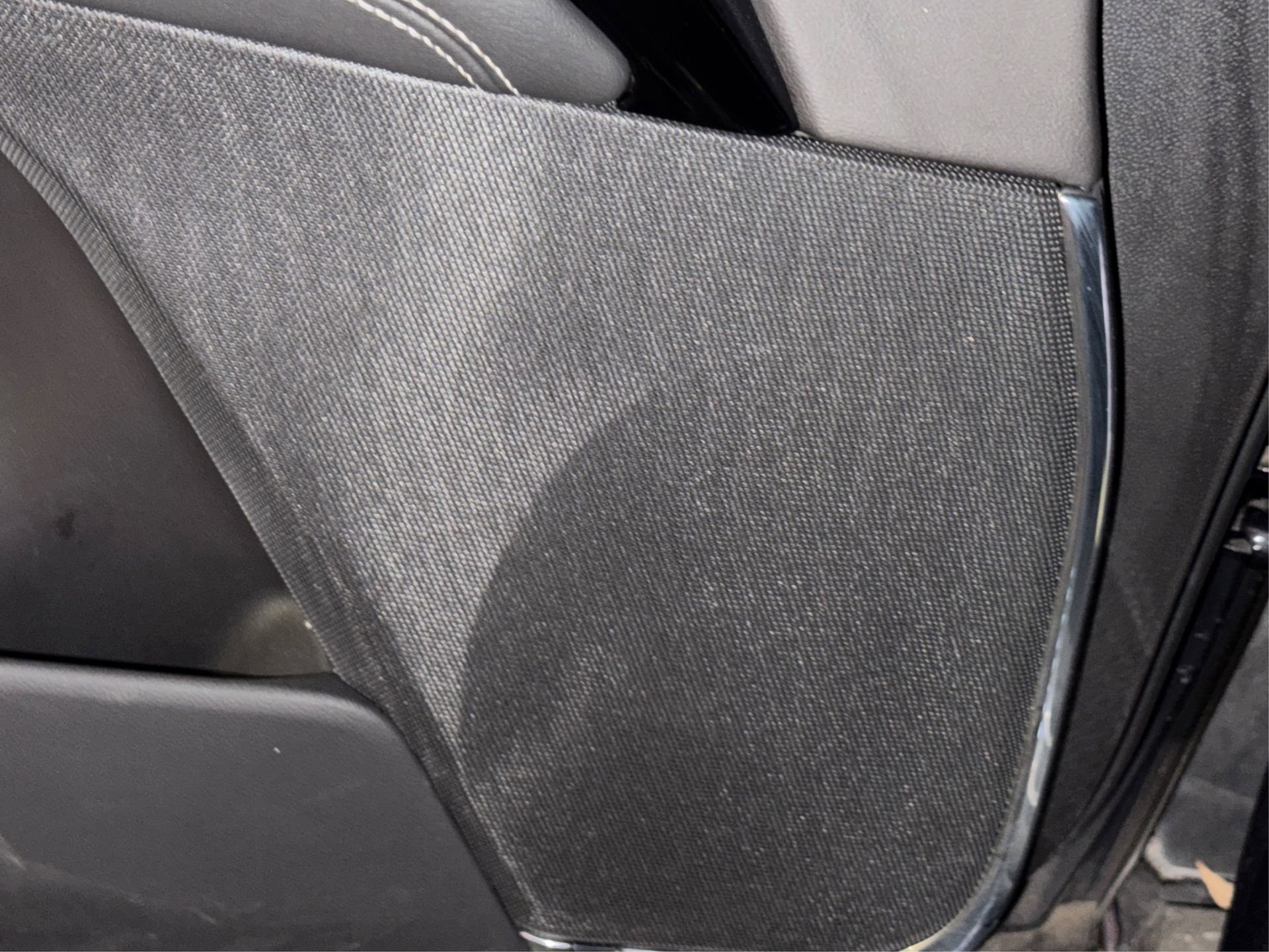 Used 2025 Cadillac Escalade Premium Luxury image 34