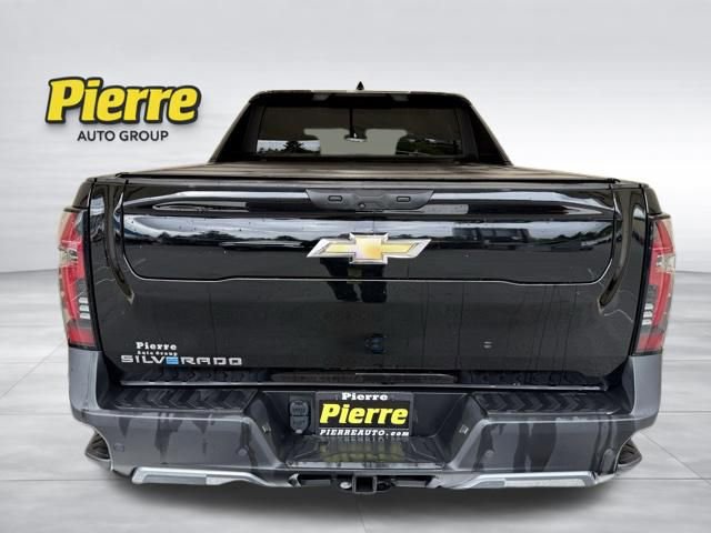 Used 2025 Chevrolet Silverado EV LT AWD/4WD image 3