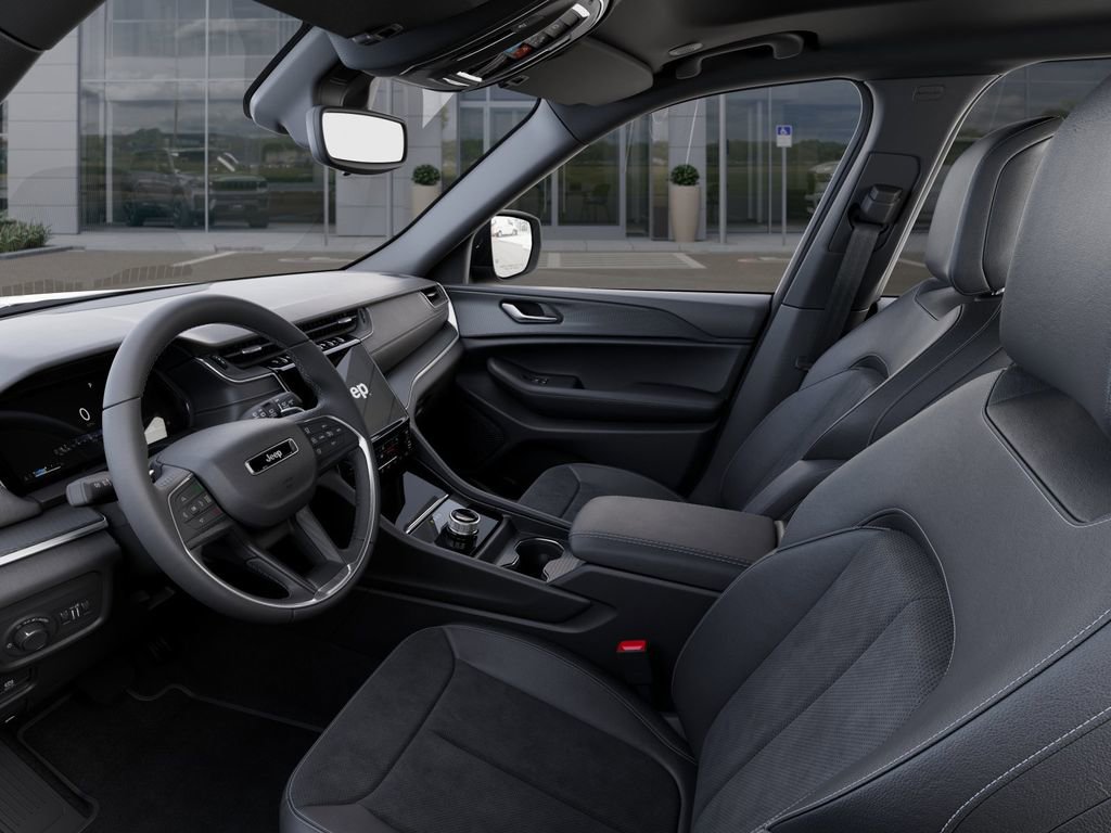New 2025 Jeep Grand Cherokee L Altitude AWD/4WD image 22