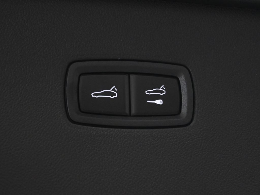 Used 2026 Porsche Cayenne Coupe AWD/4WD image 42