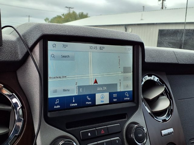 Used 2015 Ford F250 Lariat w/ Lariat Ultimate Package AWD/4WD image 7