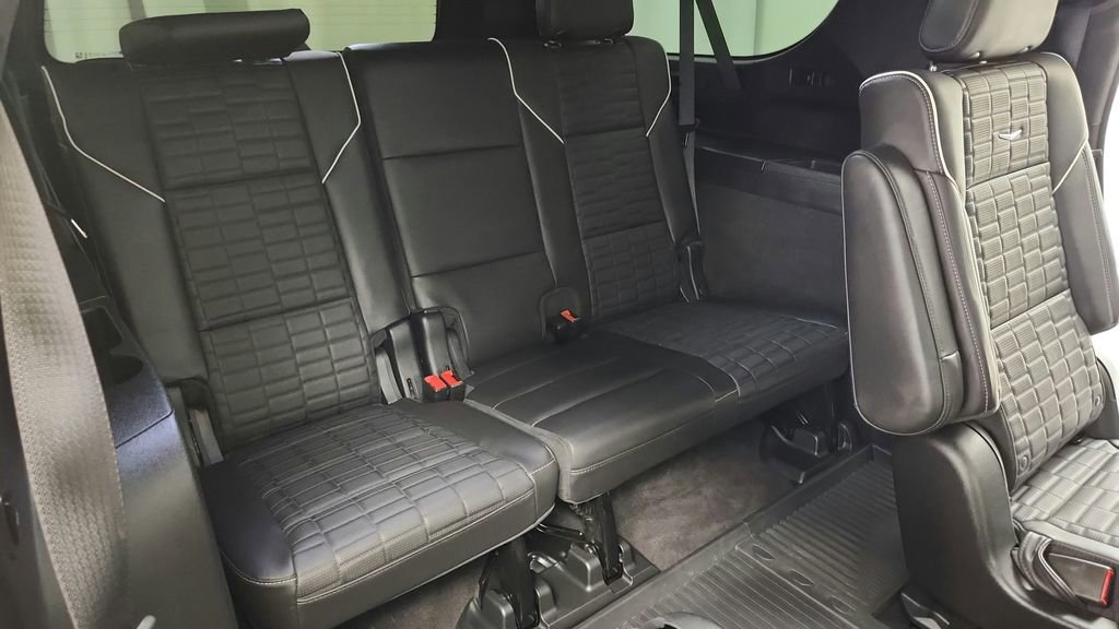 Used 2023 Cadillac Escalade ESV V w/ Heavy-Duty Trailer Package image 47