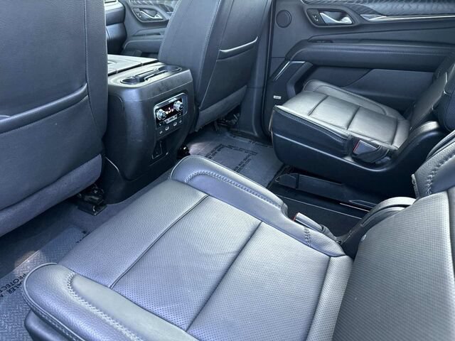 Used 2023 GMC Yukon XL Denali w/ Denali Reserve Package AWD/4WD image 15
