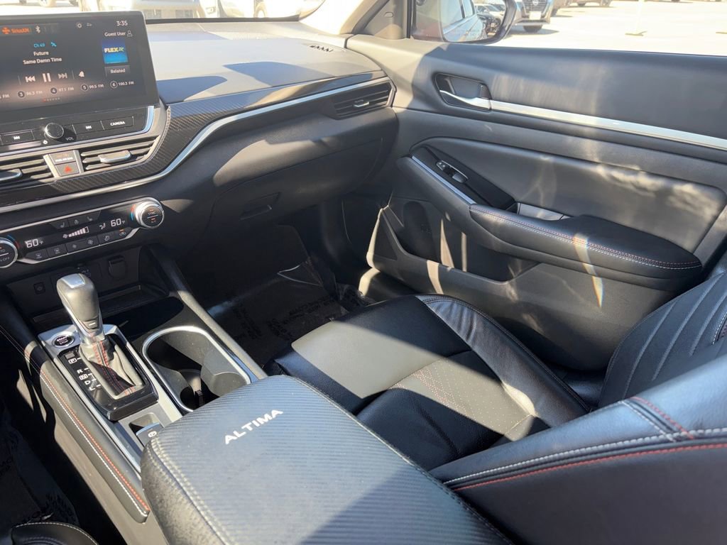 Used 2024 Nissan Altima 2.0 SR image 22