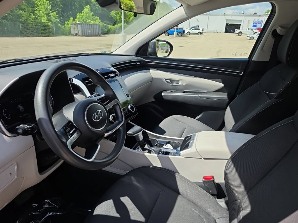 Used 2022 Hyundai Tucson SE AWD/4WD image 11