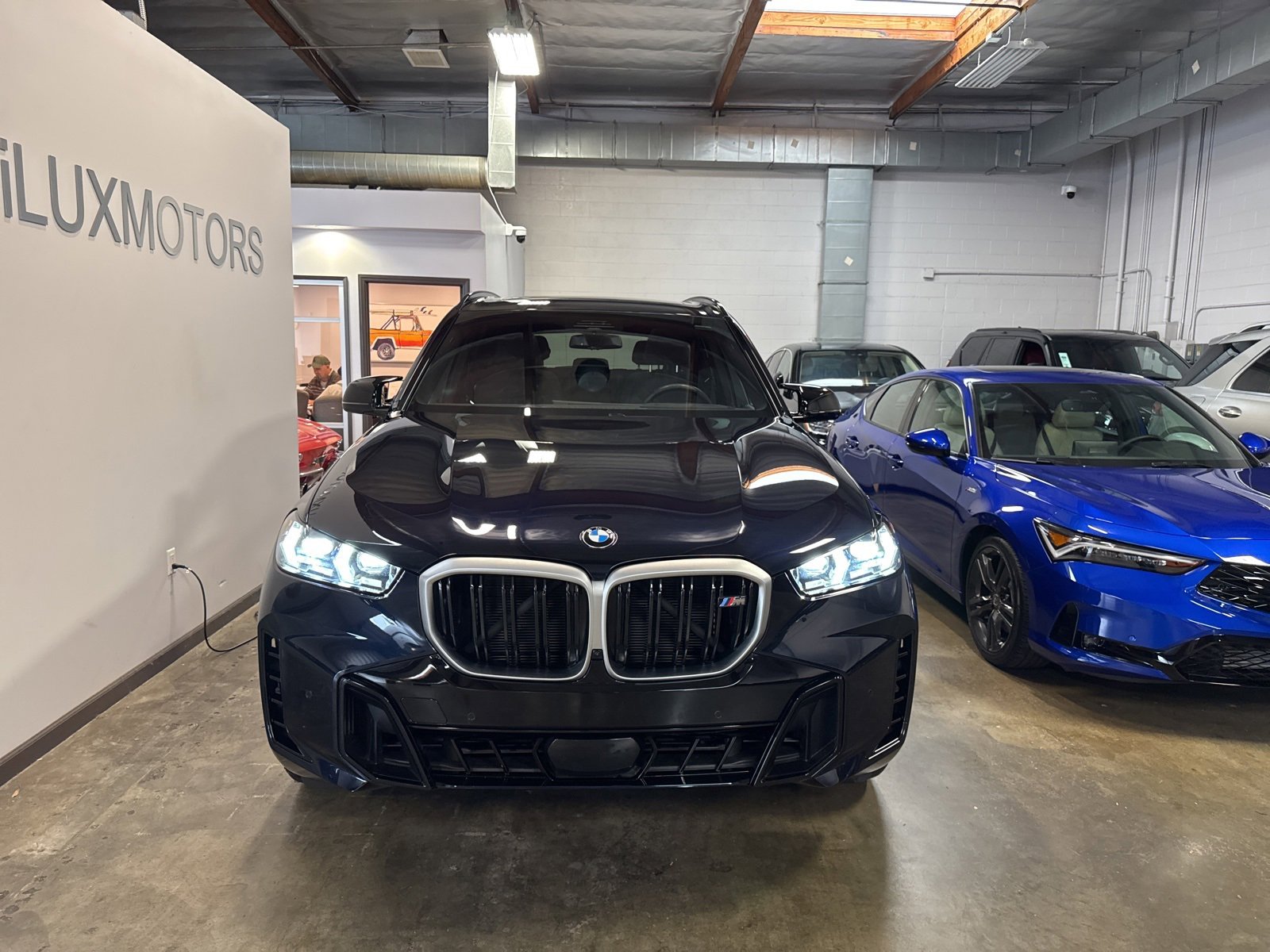 Used 2025 BMW X5 M60i image 11