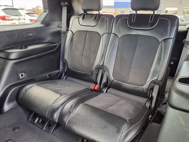 Used 2023 Jeep Grand Cherokee L Laredo image 10