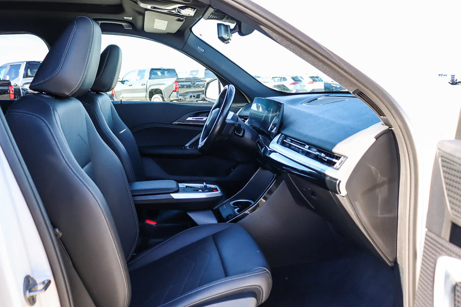 Used 2023 BMW X1 xDrive28i image 10